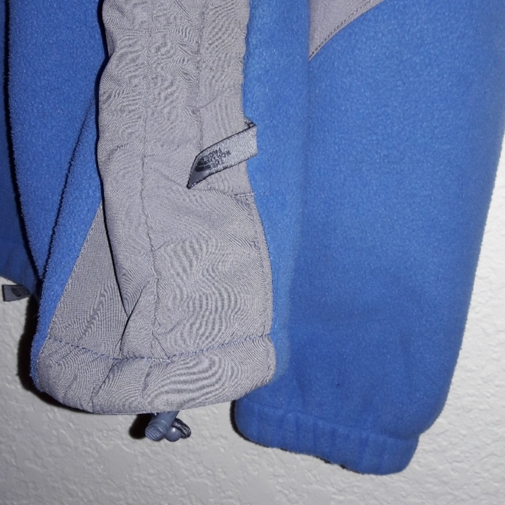 The NORTH face fleece performance jacket - Picture 6 of 6
